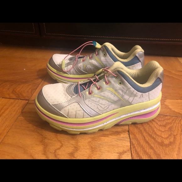 outdoor voices hoka bondi